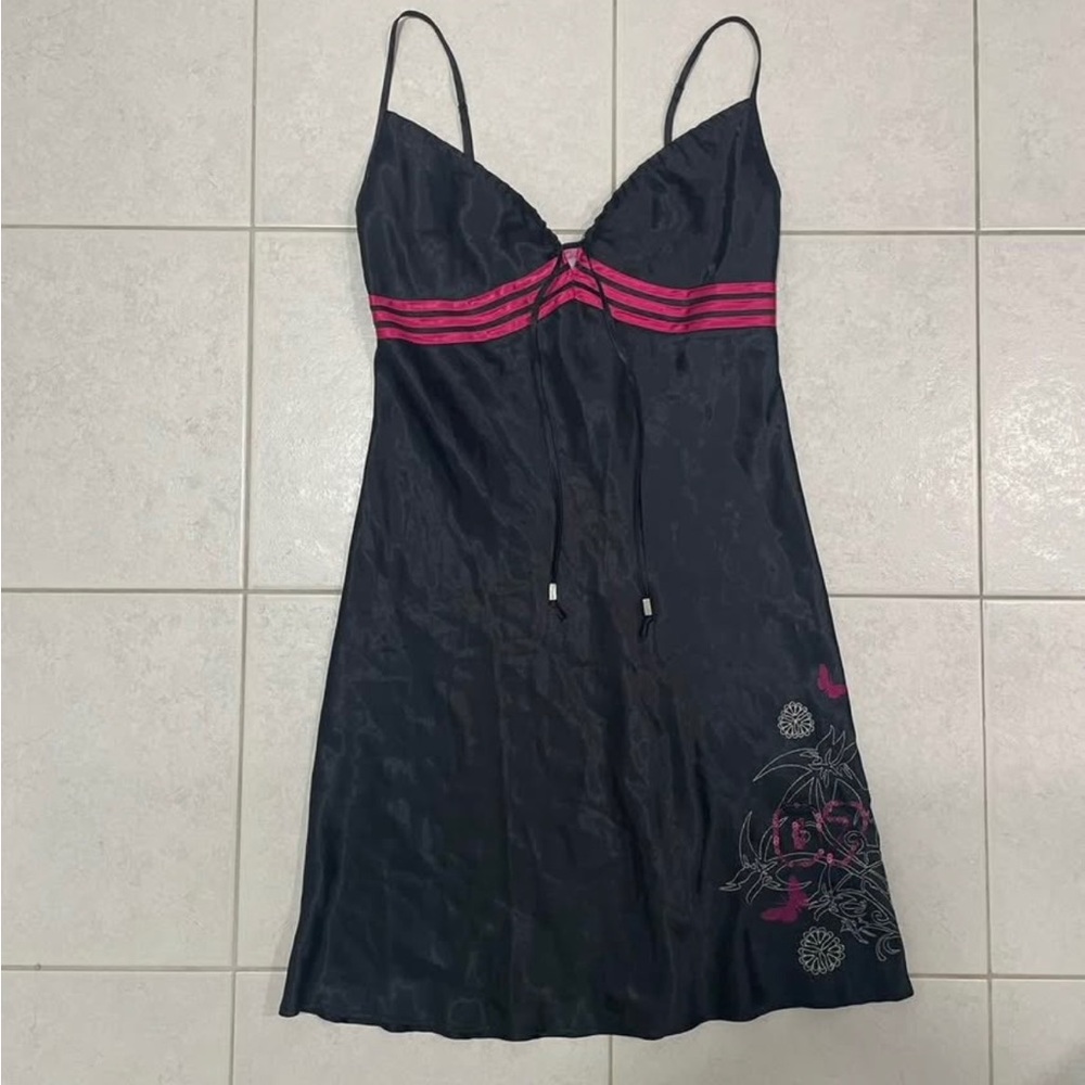 La SENZA Black and Pink Chemise with Floral Embroidery